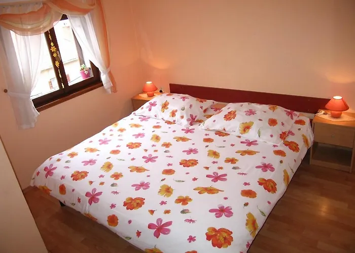 With Parking Spaces - 20761 * שיבניק