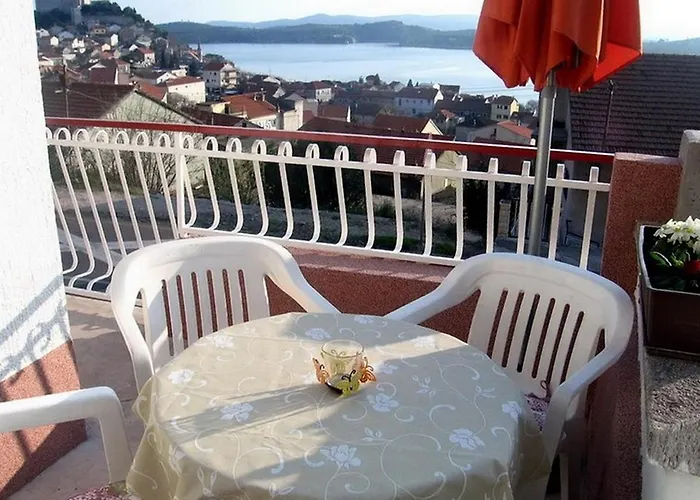 דירה With Parking Spaces - 20761 *