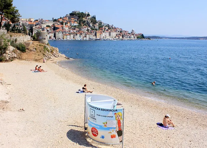 דירה With Parking Spaces - 20761 *